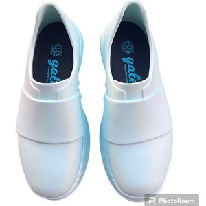 Like new Gales smart PPE Footwear Mens size 4 Women’s size 6